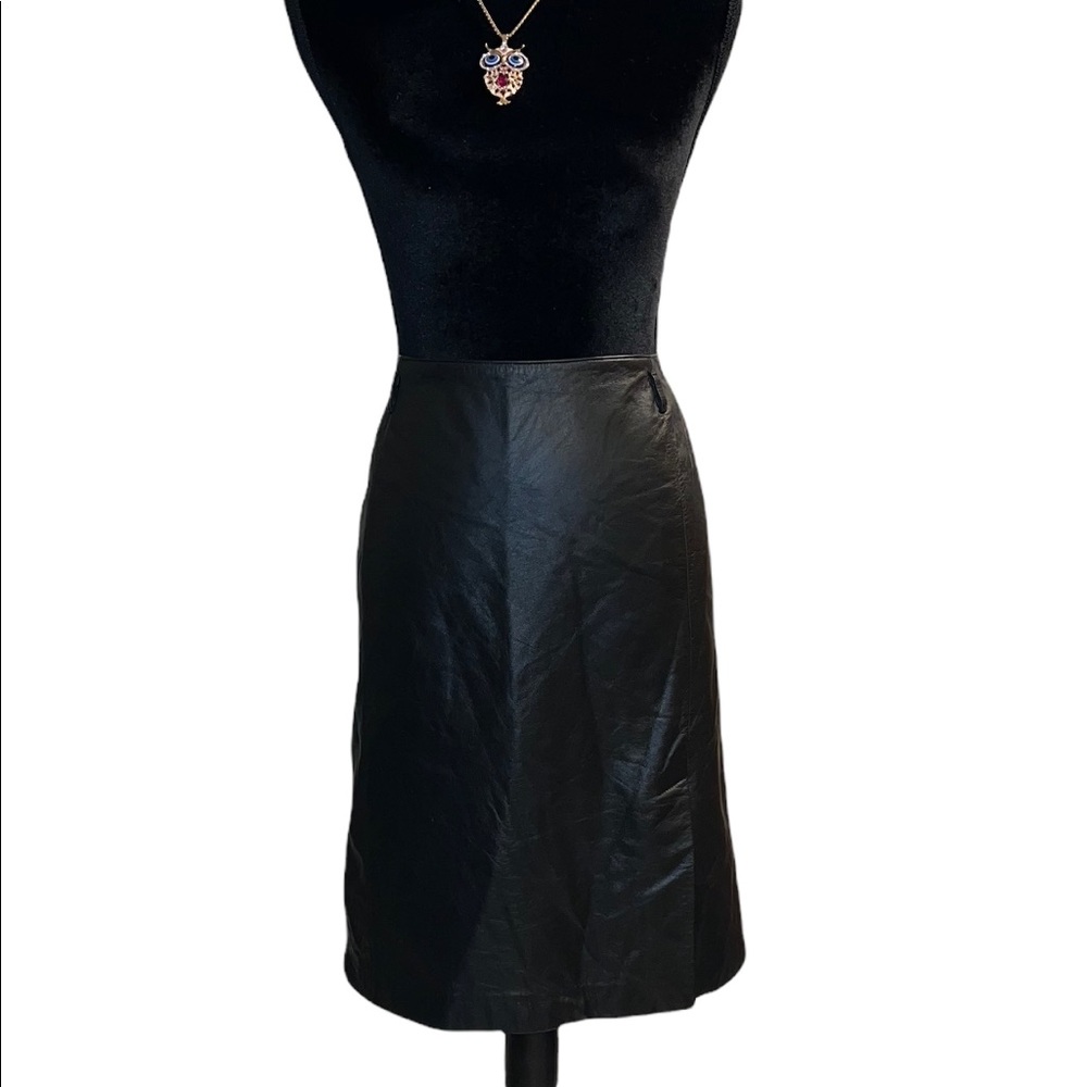 Ann Taylor LOFT 100% leather skirt - Size 12